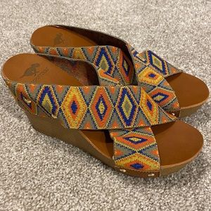 Super cute strap wedge sandal